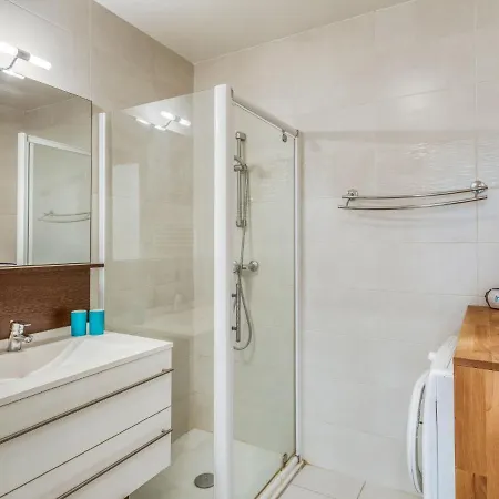 Le Newport-2 By Interhome Apartman