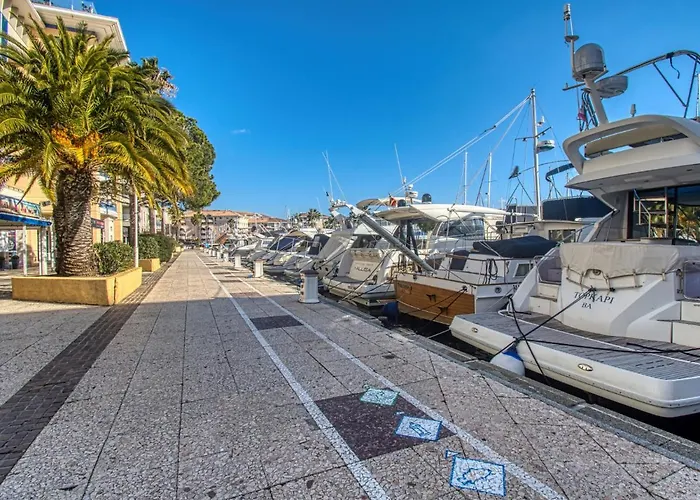 شقة Le Newport-2 By Interhome Fréjus